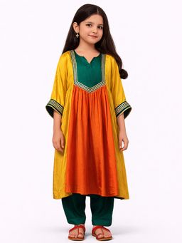 Tiny Pants - Girls Yellow Orange Ethnic Kurta With Pant
