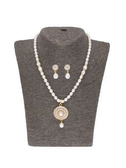 Sri Jagdamba Pearls - Kiara Pearl Necklace Set