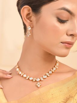 Voylla - Kundan Essentials Radiant Heritage Necklace Set
