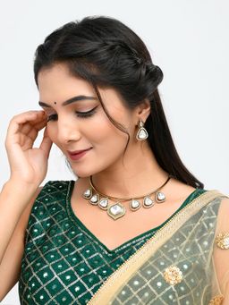 Voylla - Hasli Teardrop Twist White Kundan Stone Golden Necklace Set