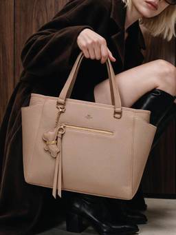 Akiki London - Cambridge Vegan Leather Solid Beige Handbag (L)