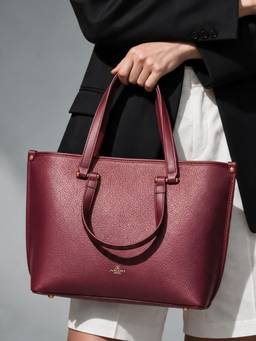 Akiki London - Harlow Vegan Leather Solid Red Handbag (L)