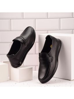 Zoom Shoes - A4432 Men Black Genuine Leather Slip On Loafers