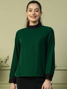Oxolloxo - Women Green Round Neck Velvet Top
