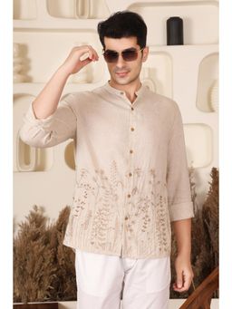 Pier seven - Men Floral Embroidered Mandarin Collar Shirt - Beige