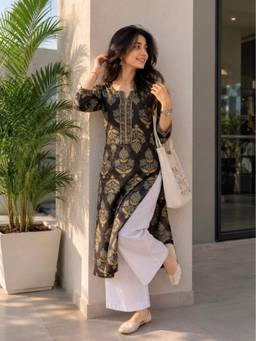 Surhi - Black Cotton Embroidered Regular Round Neck Kurta