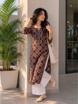 Surhi - Multi-Color Cotton Printed Regular Round Neck Kurta