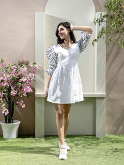 AAREIN - Blue V-Neck Embroidered Fit and Flare Casual Dress