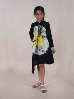 KiddoPanti - Girls Yellow Rayon F/S Tie and Dye Dress with Frill Detailing