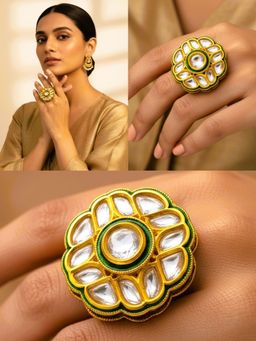 SUGARFRILL - Gold-Plated Floral Kundan Ring For Women