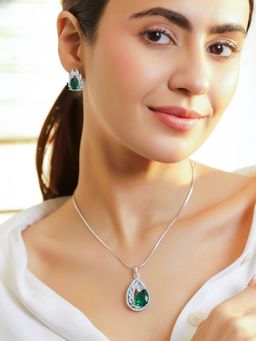 SUGARFRILL - Rhodium-Plated Elegant Emerald Green Ad And Cz Stone Studded Necklace Set