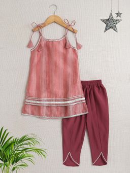 The Magic Wand - Sleeveless Stripe Print Singlet Kurta and Pant- Maroon