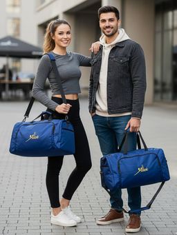 Yelloe - Unisex Solid Blue Duffle Bag With Detachable Strap (L)