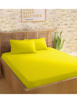 Sleeping Owls- because your sleep matters - Yellow Bedsheet With 2 Pillow Covers (Super King)