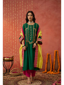 Shivani Bhargava - Yukta Embroidered Kurta with Dhoti and Dupatta (Set of 3)