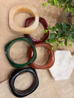 Niska - Exaggerated Resin Bangles (Pack Of 5) Multi-Color