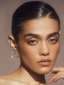 PEARLS INDIA - Love Triangle Earrings