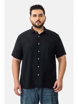 Snitch - Black Solid Half Sleeves Regular Casual Plus Size Shirt For Men