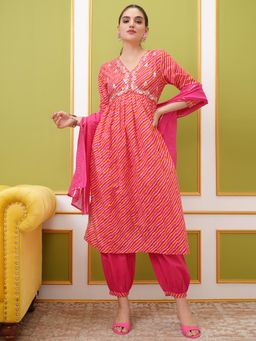 VISHUDH - Women Pink Printed Kurta with Pant & Dupatta (Set of 3)