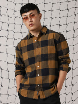 Hubberholme - Men Cotton Checkered Oversized Fit Collar Full Sleeves Shirt