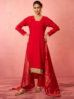 Vastramay - Red Cotton Blend Straight Kurta with Pant & Dupatta