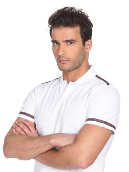 Arrow - Men White Short Sleeve Solid Polo Shirt