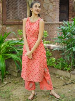 Libas - Womens Peach Floral Kurta with Palazzo (Set of 2)