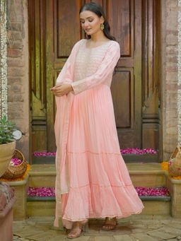 Libas Art - Peach Floral Embroidered Panelled Mulmul Long Kurta with Trousers and Dupatta (Set of 3)