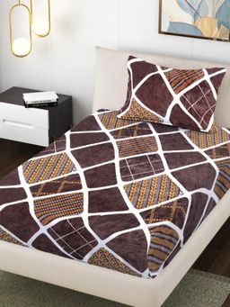 FABINALIV - Brown Geometric Wollen Single Bedsheet with Pillow Cover