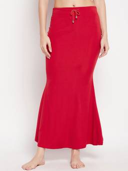 G Heist - Women Red Solid Skinny Fit Saree Shapewear