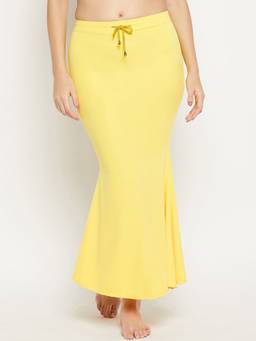G Heist - Women Yellow Solid Skinny Fit Saree Shapewear