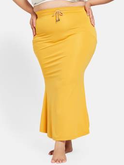 G Heist - Women Mustard Plus Size Solid Skinny Fit Saree Shapewear