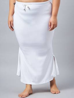G Heist - Women White Plus Size Solid Skinny Fit Saree Shapewear