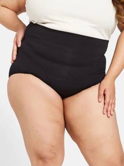 G Heist - Women Plus Size Black Solid High-Waist Seamless Shaping Brief