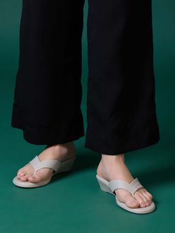 Inc.5 - Women Grey Casual Solid Round Toe Sandals