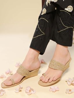 Inc.5 - Women Beige Ethnic Solid One Toe Wedges