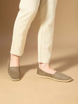 Inc.5 - Women Grey Casual Solid Round Toe Loafers