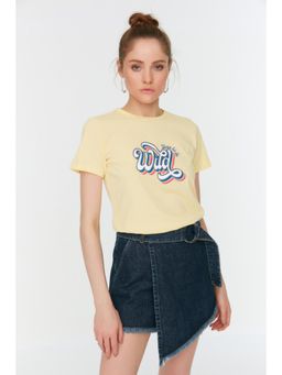 Trendyol - Women's Comfortable Yellow T-shirts