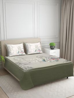 Signature - Green Floral Digital Print Super Soft King Size Bedsheet with 2 Pillow Covers