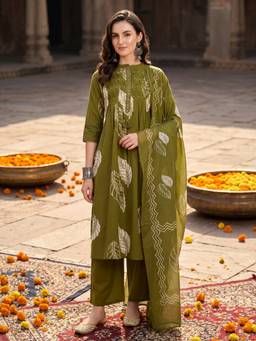 BERRYLICIOUS - Women Green Printed Kurta Pant and Dupatta