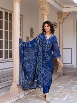 BERRYLICIOUS - Women Blue Printed Kurta Pant and Dupatta