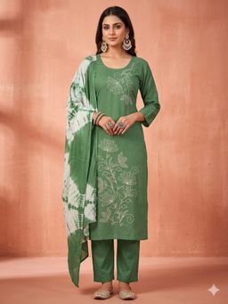 BERRYLICIOUS - Women Green Embroidered Kurta Pant and Dupatta