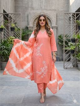 BERRYLICIOUS - Women Peach Embroidered Kurta Pant and Dupatta