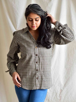 Sundarii - Albatross Handwoven Organic Cotton Grey Shirt