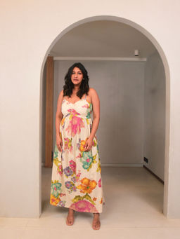 WHY SO BLUE - Em Strappy Beige Dress