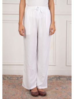 HOUSE OF KARI - White Solid Loose Fit Palazzo