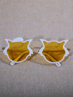 DukieKooky - Kids Unisex Butterfly Shape Yellow Sunglasses with Polarized Lens