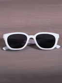 White color option, Sold out, Currently selected