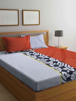ARRABI - Multi Geometric TC Cotton Blend Double King Bedsheet with 2 Pillow Covers