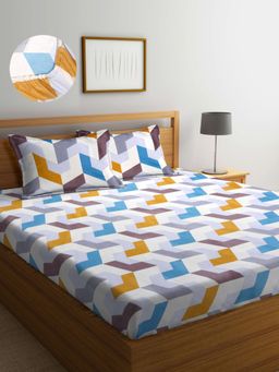ARRABI - Multi Geometric TC Cotton Blend Super King Fitted Bedsheet with 2 Pillow Covers